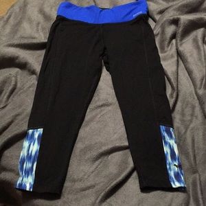 PINK capris. XS size. Blue with detail on calf.